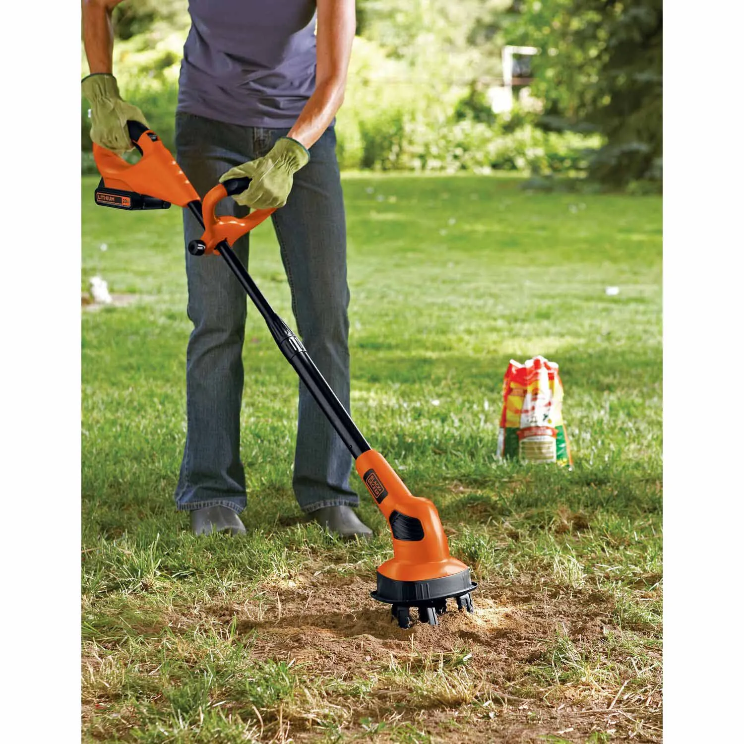 Black & Decker LGC120 20V MAX* Lithium Garden Cultivator (LGC120)