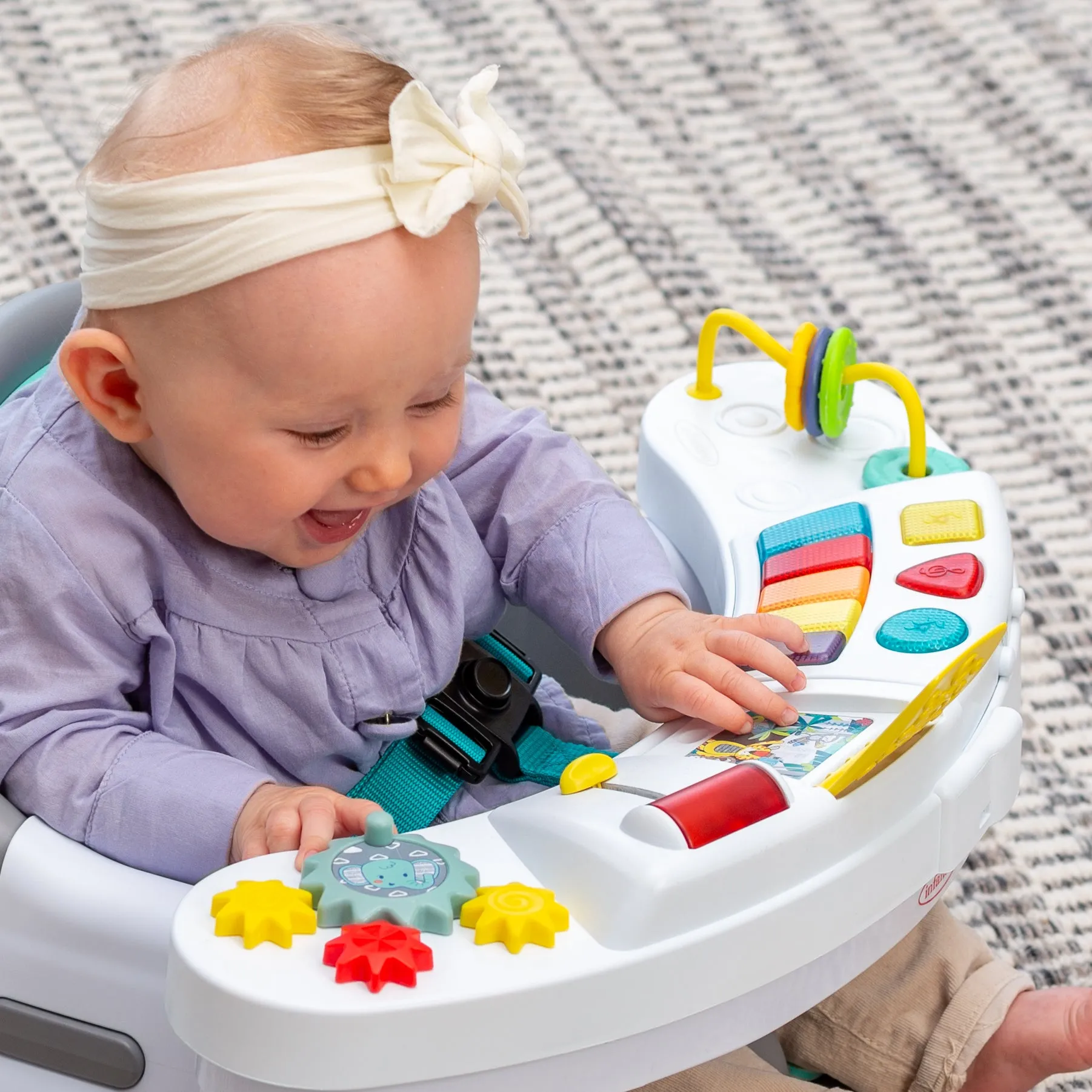 Music & Lights 3-in-1 Discovery Seat & Booster